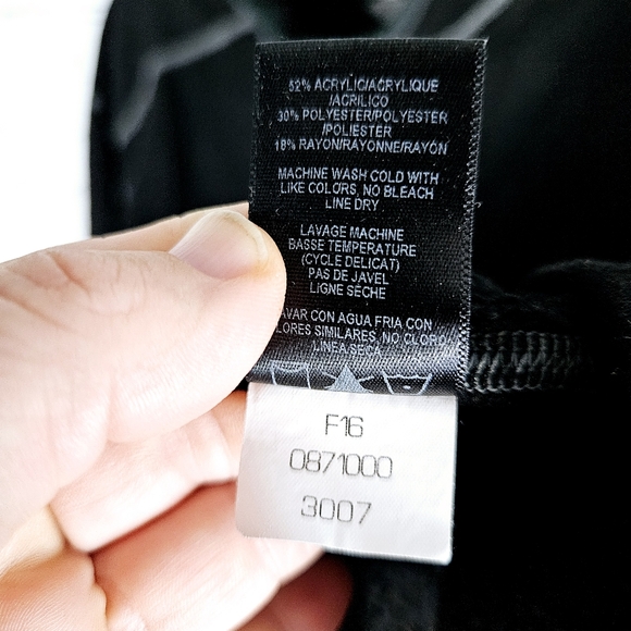 KUHL | Revel ¼ zip pullover long sleeve lightweight sweater - Picture 8 of 8